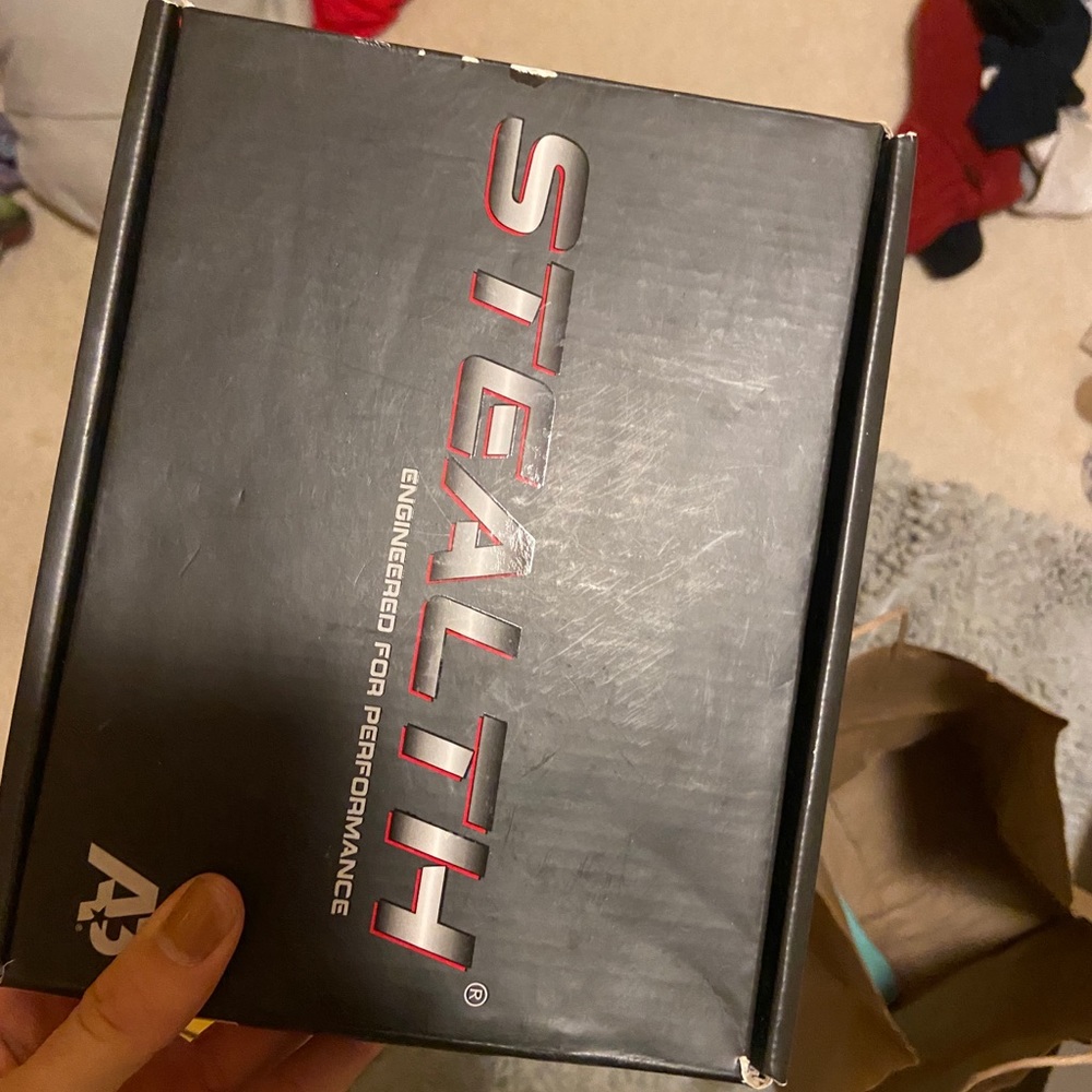 2xA3 stealth kneeskins